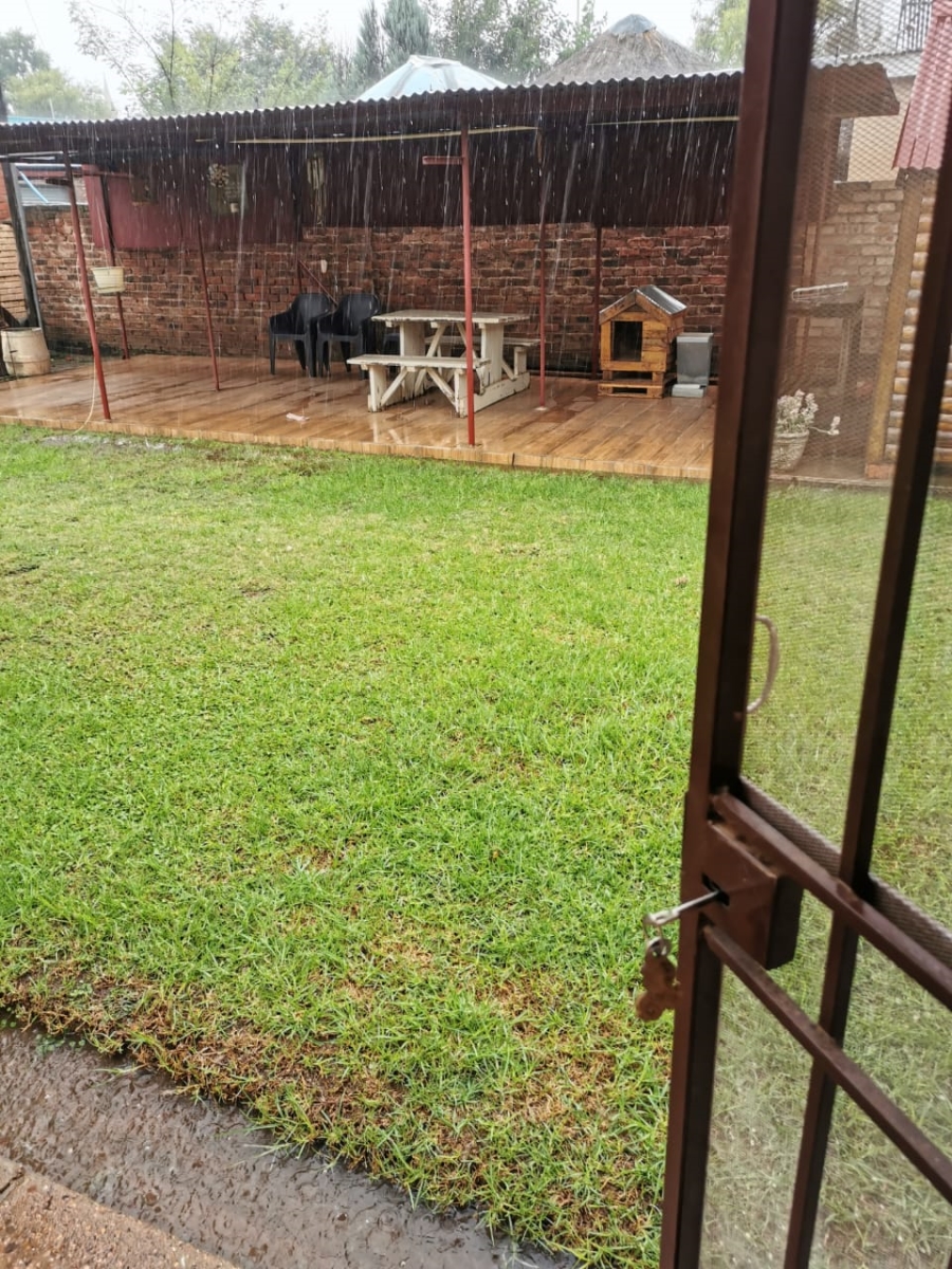 2 Bedroom Property for Sale in Bloemhof North West